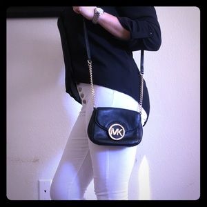 😍MICHAEL KORS😍 Black Logo Crossbody